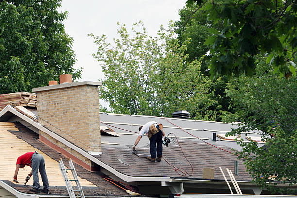 Best Emergency Roof Repair  in Thiensville, WI